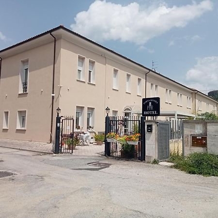 Hotel Porta Rivera Л'Аквіла Екстер'єр фото