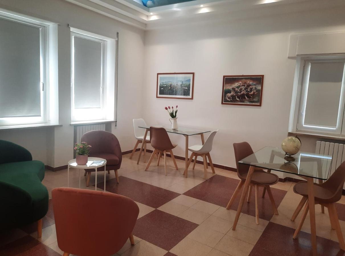 Hotel Porta Rivera Л'Аквіла Екстер'єр фото