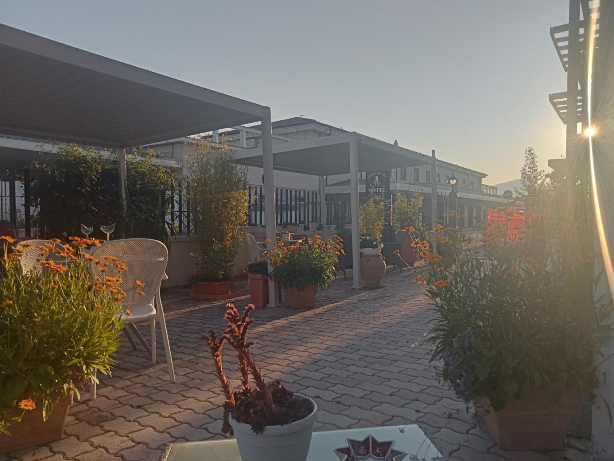 Hotel Porta Rivera Л'Аквіла Екстер'єр фото